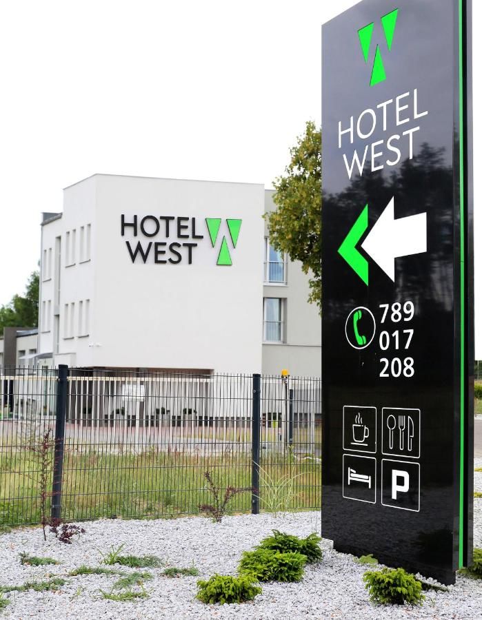 Отель Poznań West Hotel - Bon Turystyczny Познань-10